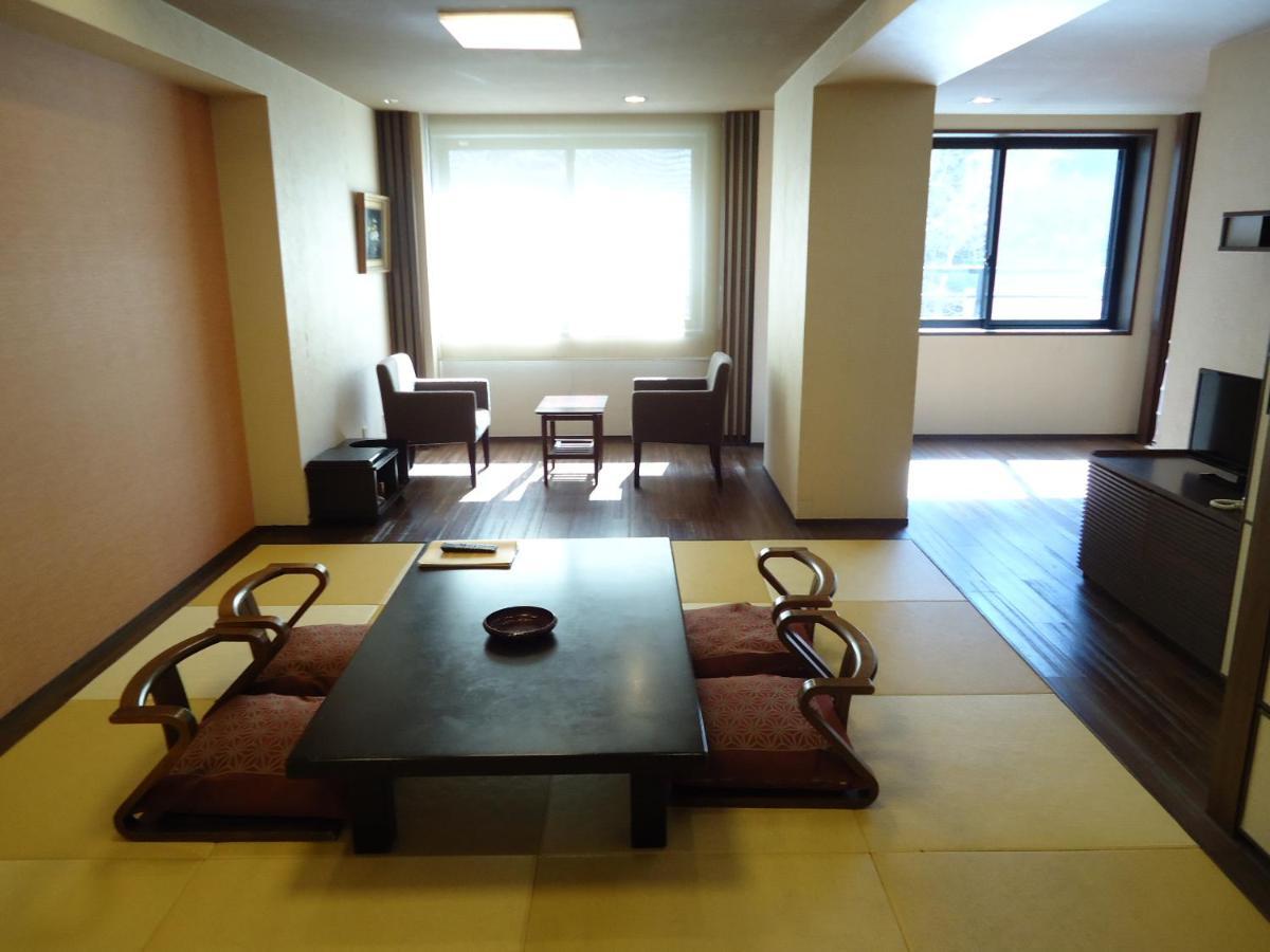Yamagisi Ryokan Fujikawaguchiko Extérieur photo